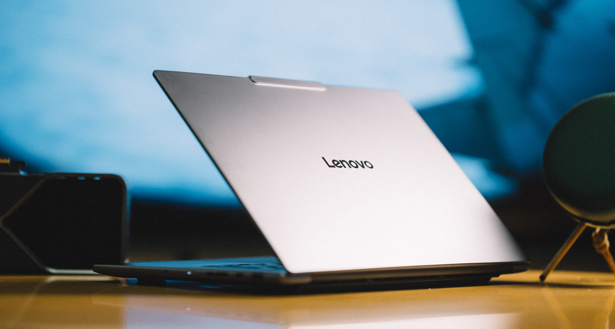 联想YOGA Pro 15 RTX Spark开箱，超猛的Windows on Arm笔记本诞生
