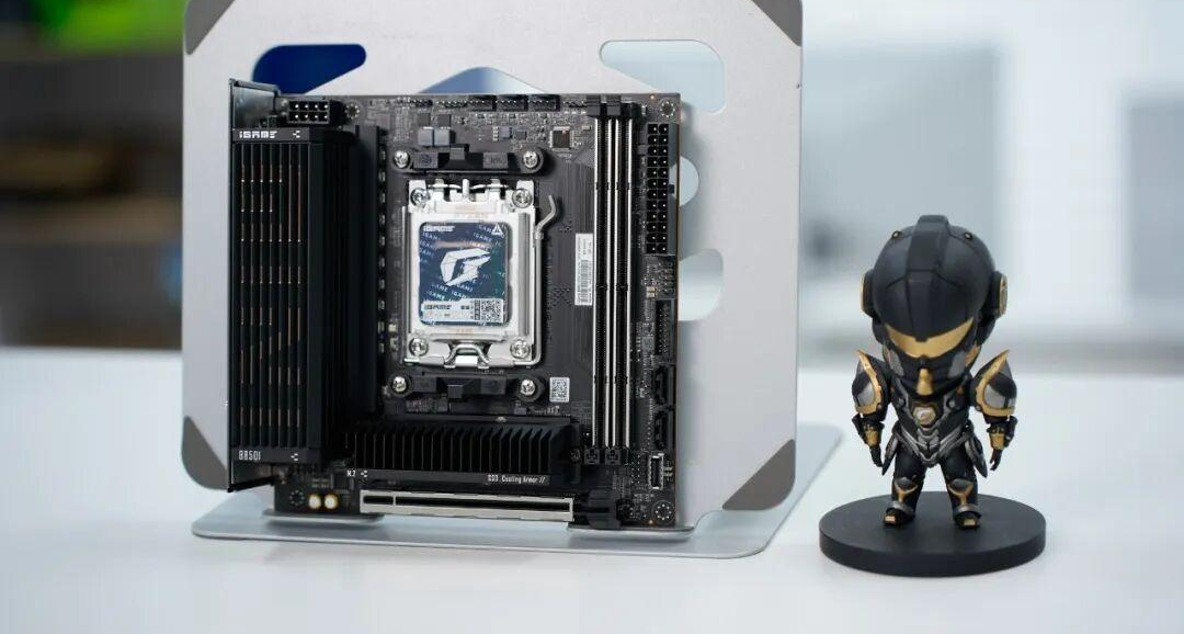 iGame重回itx賽道首發之作，iGame B850I MINI OC V14新品測評