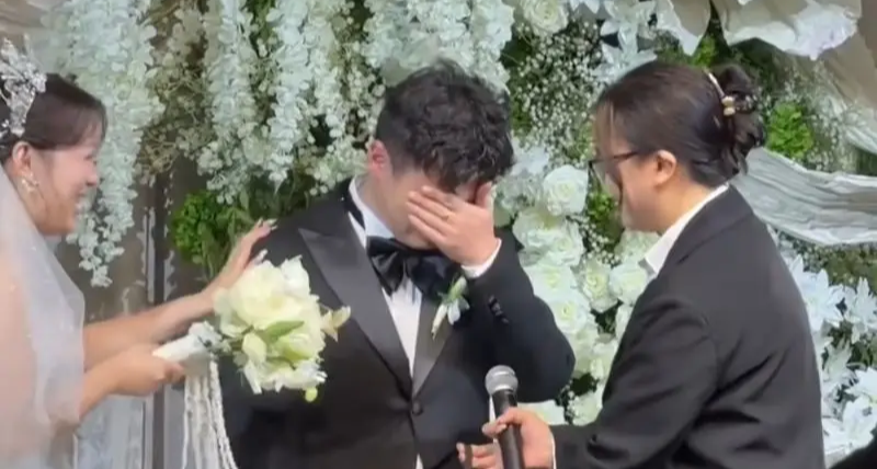 外网刷爆！婚礼现场新娘送新郎5090夜神显卡让海外玩家羡慕不已
