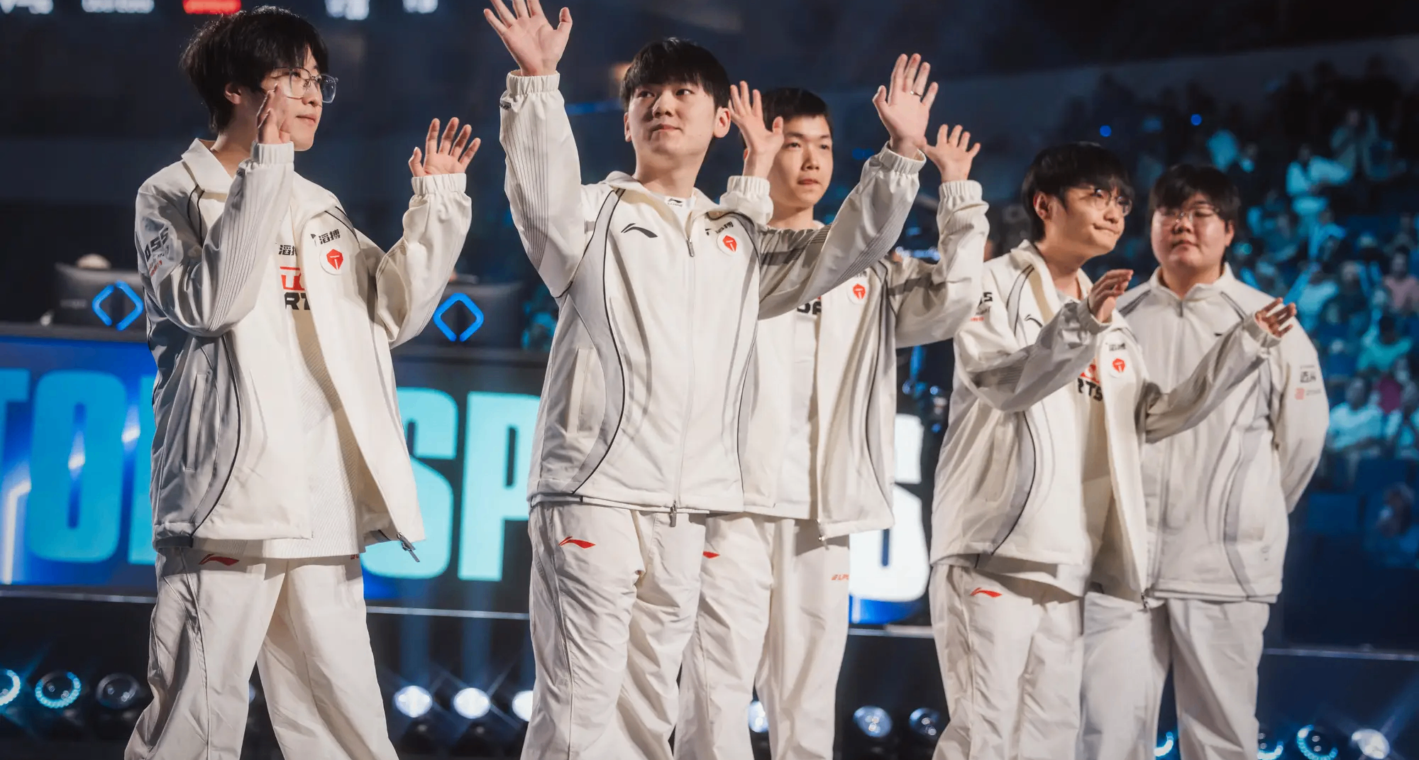 S16第六日速报：KC 2-0 CFO，TES 2-1 BLG，拒绝陀螺挺进八强！